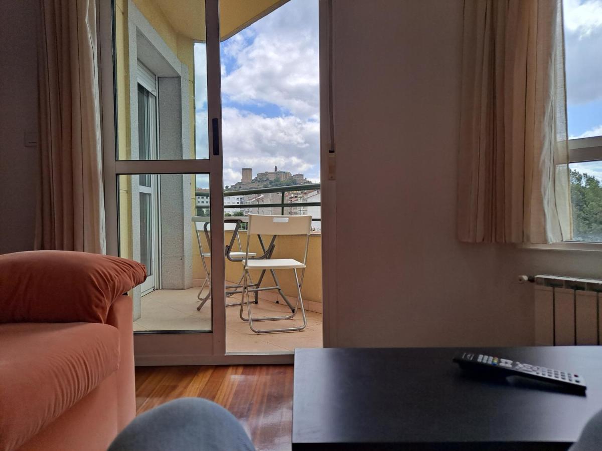 Apartamento Con Vistas, Amplio Y Luminoso Monforte De Lemos Kültér fotó